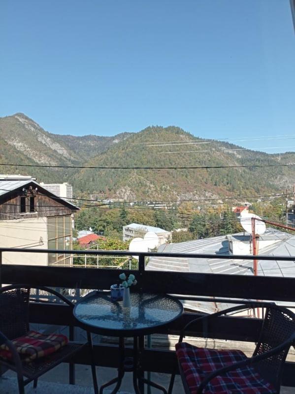 Tamara Appartement Bordzjomi Buitenkant foto